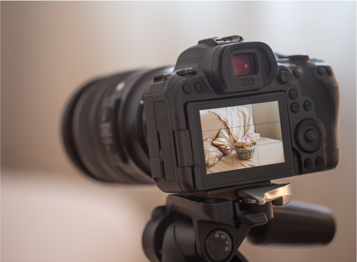PHOTOGRAPHY & VIDEOGRAPHY
